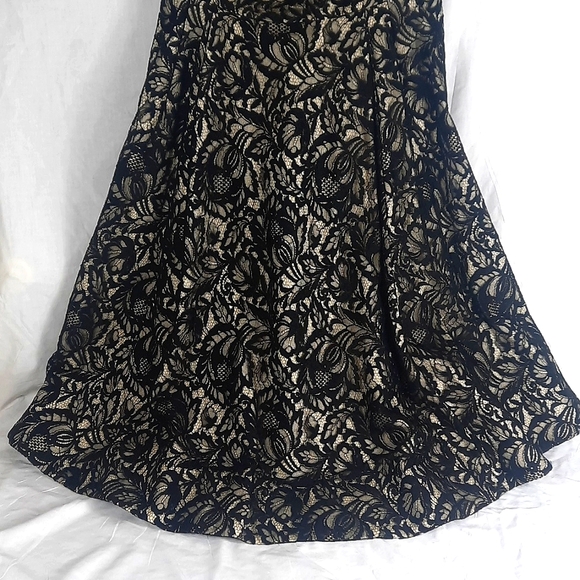 Mirror of Venus Laced Dress Size 6 Sleeveless Black Cream Elegant Long - Picture 3 of 11